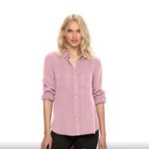 Rock & Republic Button Up Blouse. Pale Pink. Size M, NWOT.